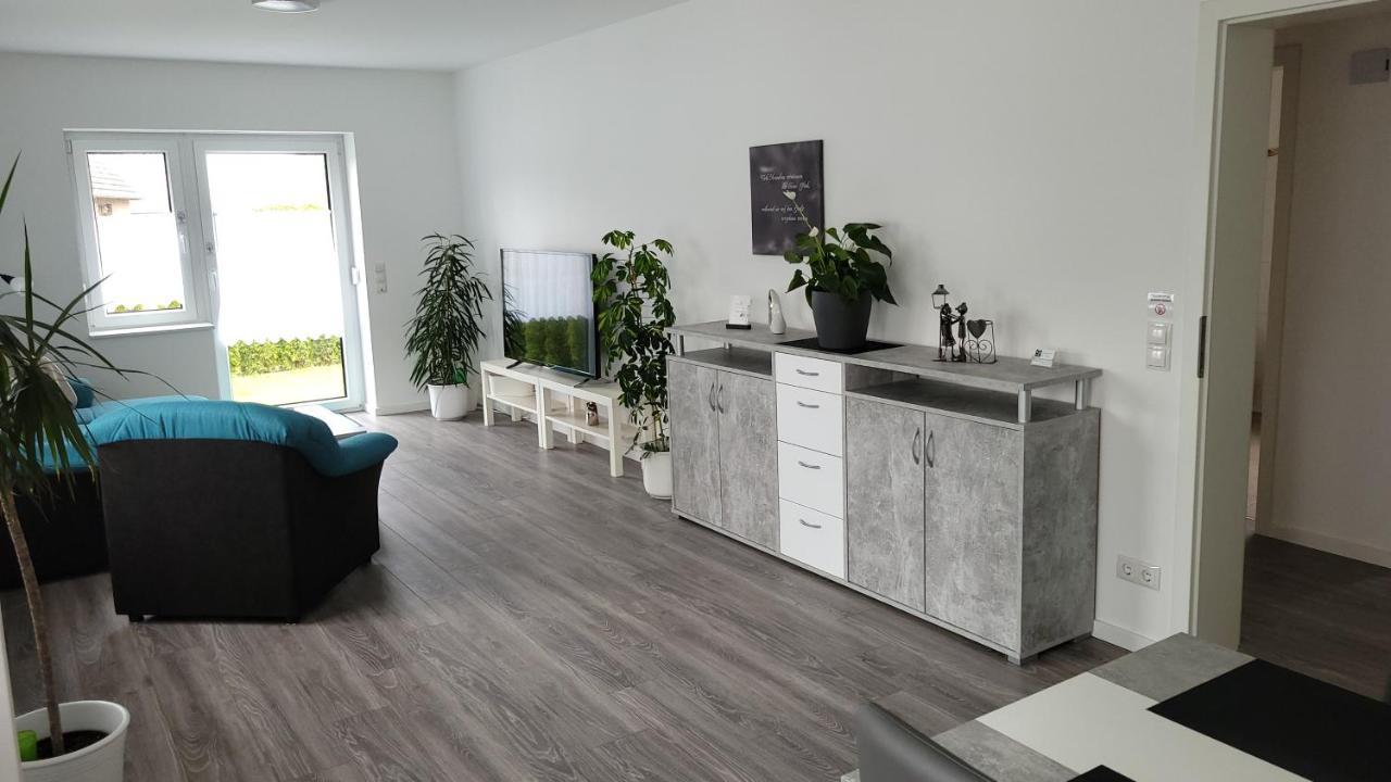 Ferienwohnung 2 - "Ferienhaus Seibert" Ellerdorf エクステリア 写真