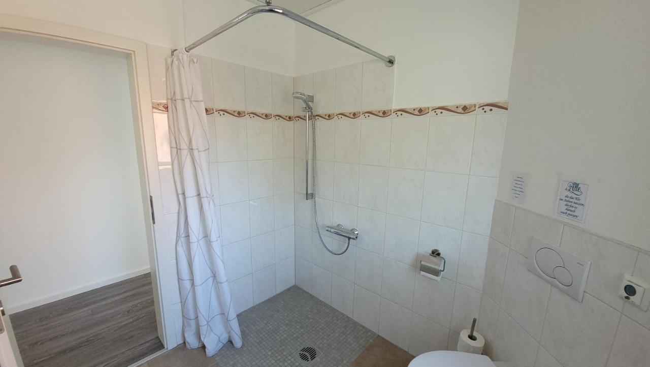 Ferienwohnung 2 - "Ferienhaus Seibert" Ellerdorf エクステリア 写真