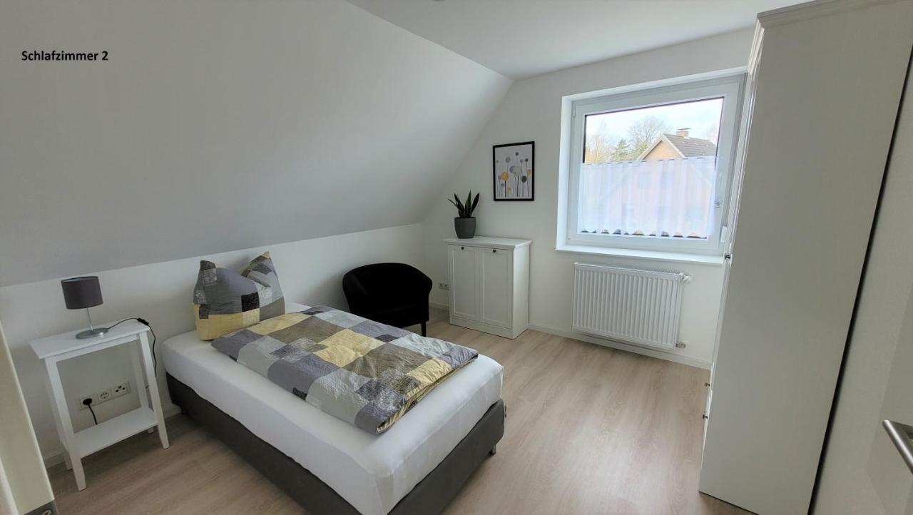Ferienwohnung 2 - "Ferienhaus Seibert" Ellerdorf エクステリア 写真